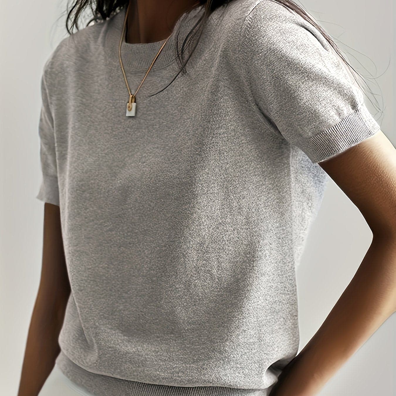 Molly | fintstrikket kortærmet sweater med afslappet pasform