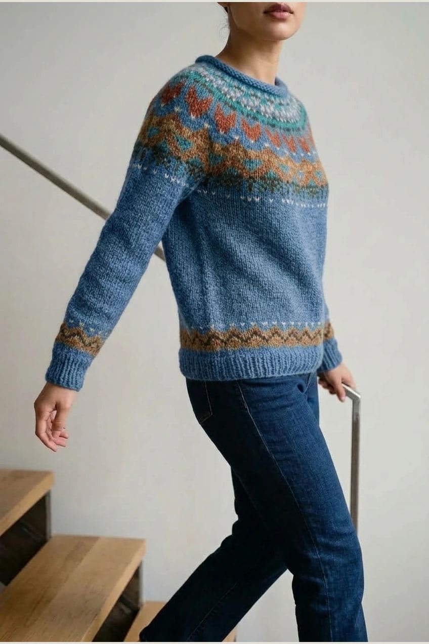 Rikke | Strikket sweater med mønstret rundpasning og ribkanter
