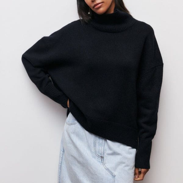 Nora | Kortærmet Sweater Med Høj Hals Og Oversize Pasform